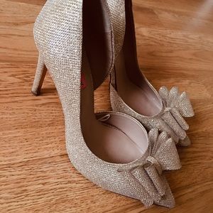 Betsey Johnson metallic gold Prince pumps